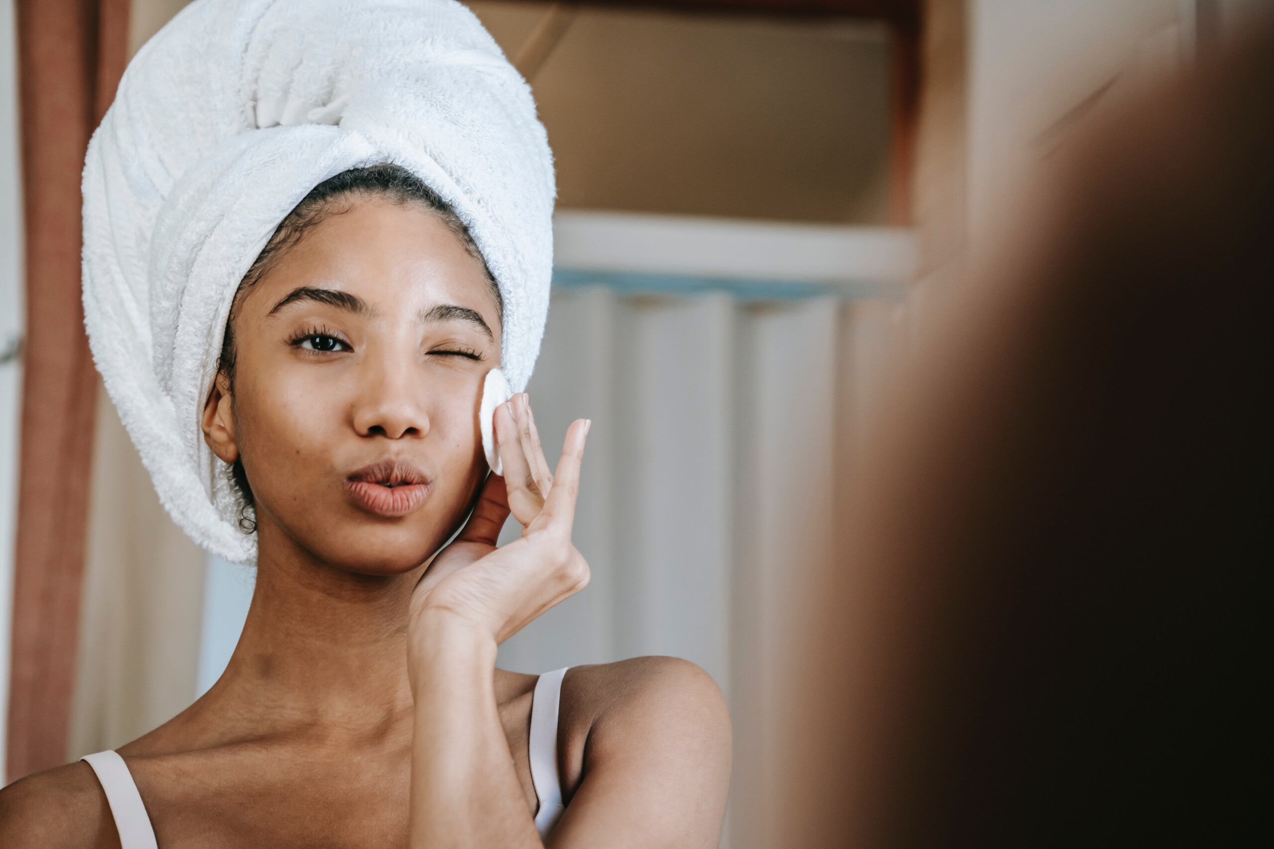 Perché aggiungere la niacinamide alla tua skincare